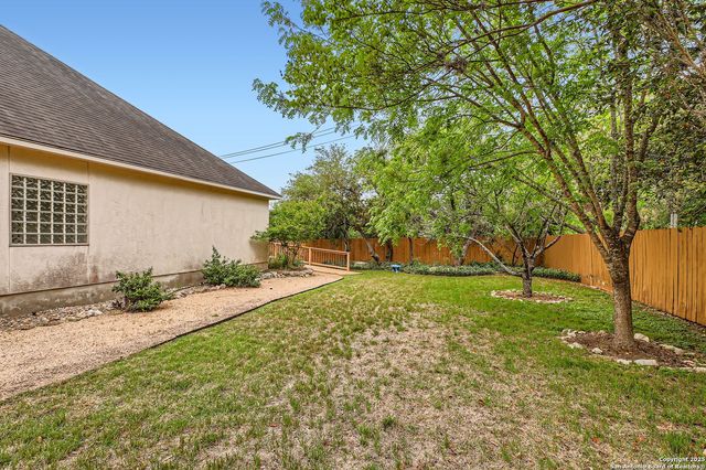 18522 Emerald Forest, San Antonio, TX 78259