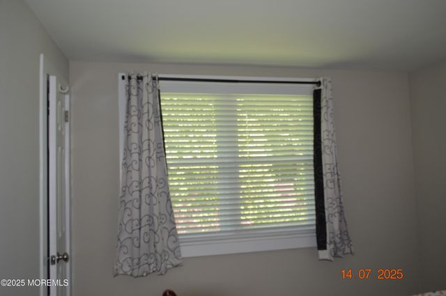 14 Homestead Lane, Roosevelt, NJ 08555