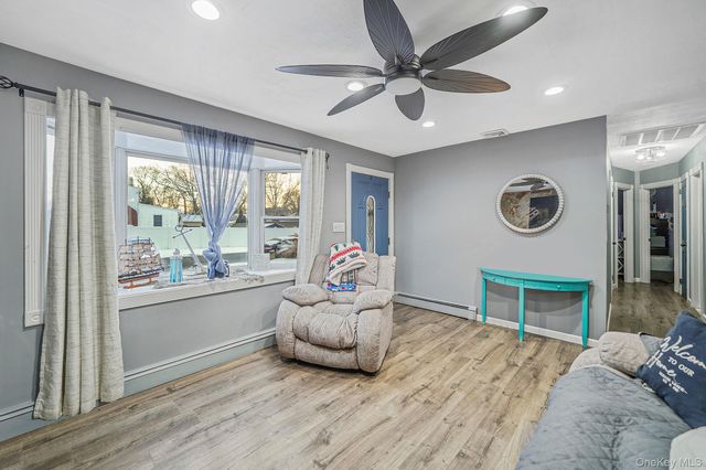 9 Maple Road, Middle Island, NY 11953