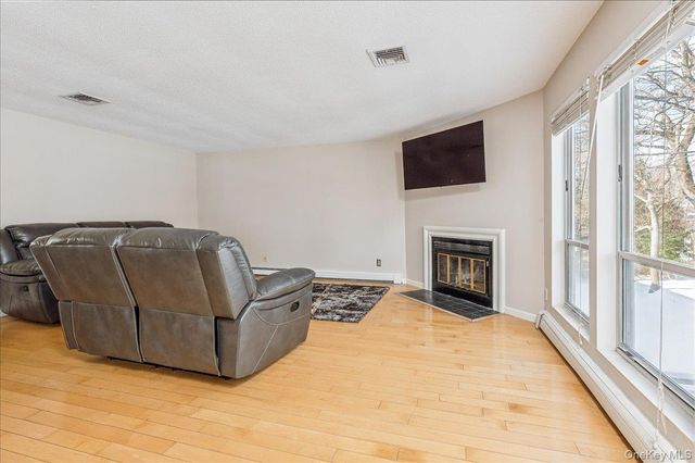 58 Villa Drive, Peekskill, NY 10566