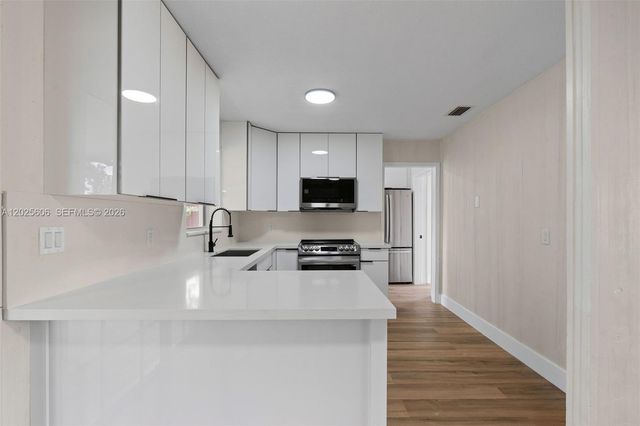 5726 Karen Drive, West Palm Beach, FL 33415