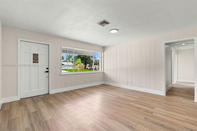 5726 Karen Drive, West Palm Beach, FL 33415