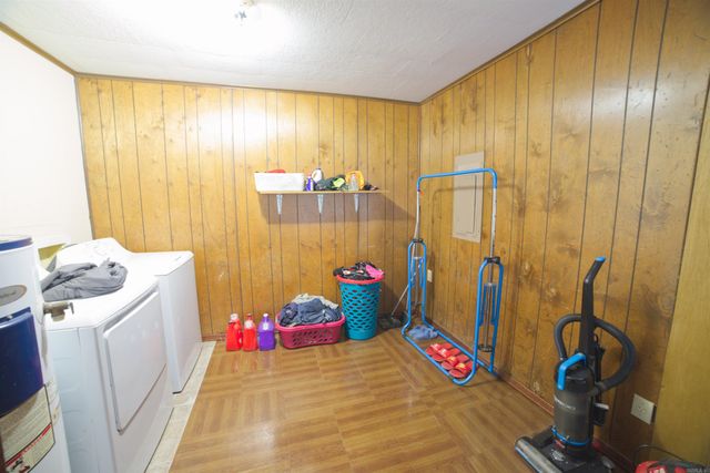 911 Ada, Paragould, AR 72450