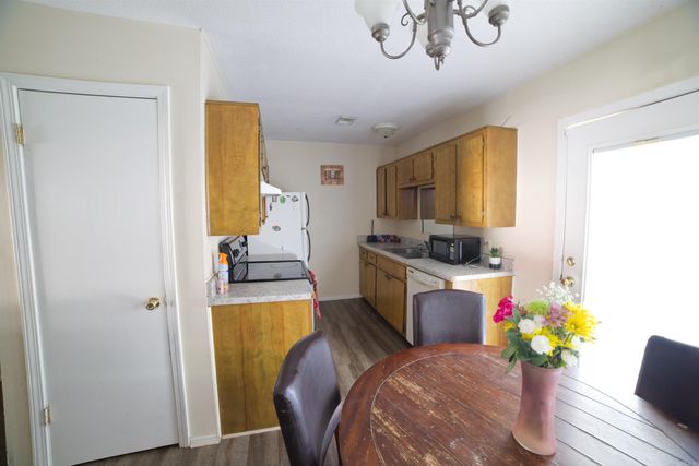 911 Ada, Paragould, AR 72450