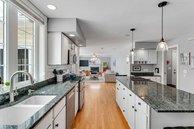 23 Vale Drive, South Burlington, VT 05403