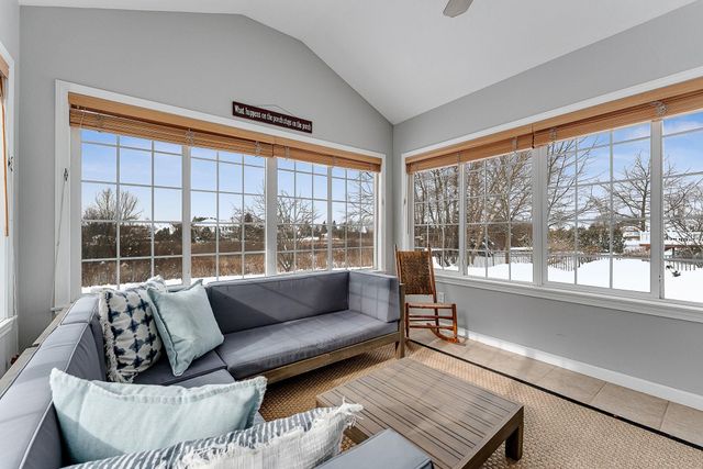 23 Vale Drive, South Burlington, VT 05403