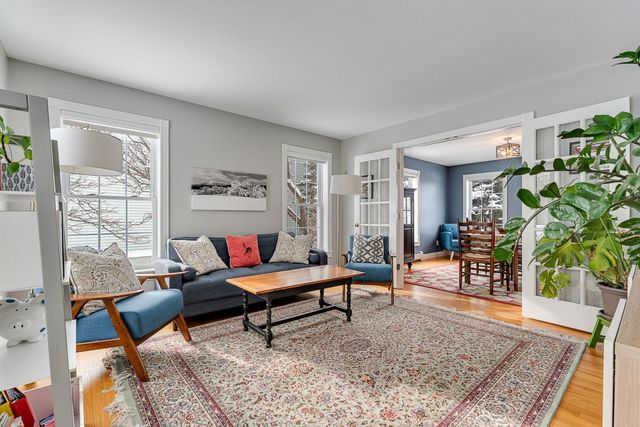 23 Vale Drive, South Burlington, VT 05403