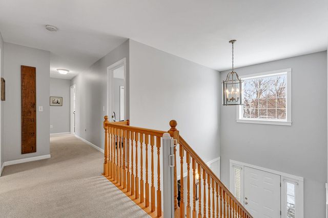 23 Vale Drive, South Burlington, VT 05403