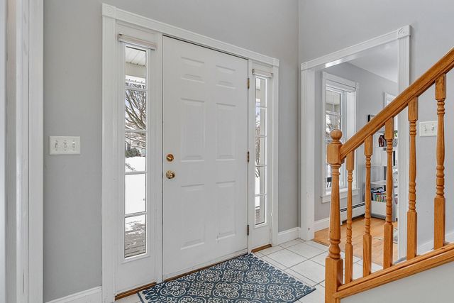 23 Vale Drive, South Burlington, VT 05403