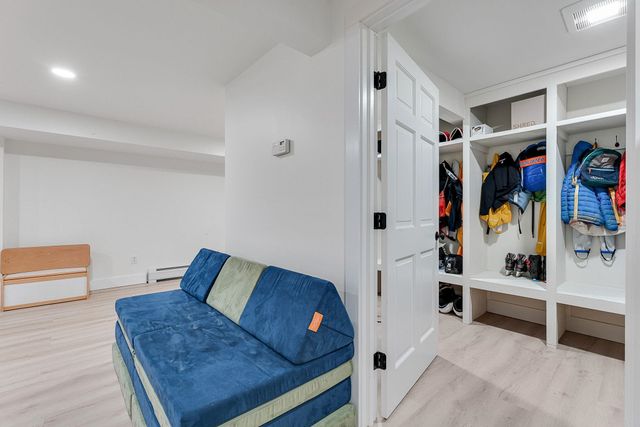 23 Vale Drive, South Burlington, VT 05403