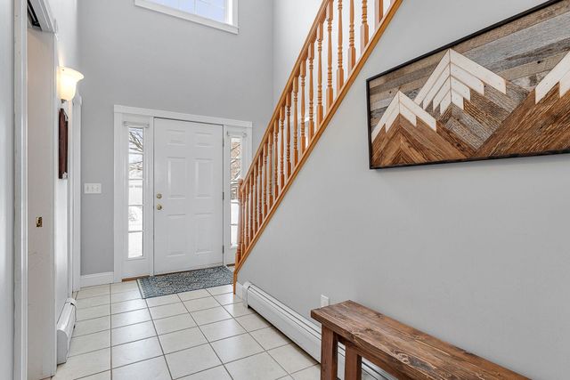 23 Vale Drive, South Burlington, VT 05403