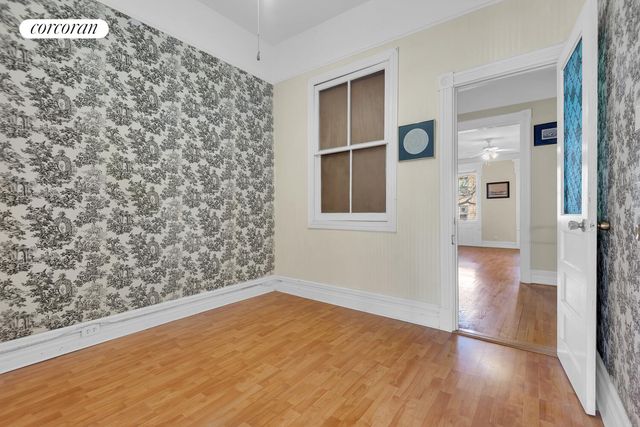 105 MONITOR Street, New York City, NY 11222