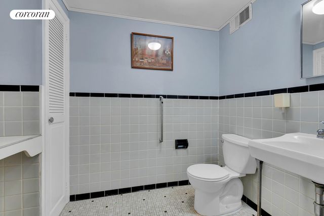 105 MONITOR Street, New York City, NY 11222