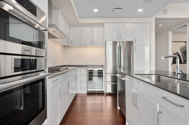 301 West Ave 3208, Austin, TX 78701