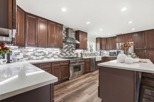 10740 New Avenue, Gilroy, CA 95020
