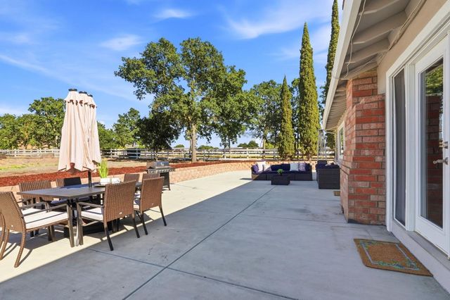 10740 New Avenue, Gilroy, CA 95020