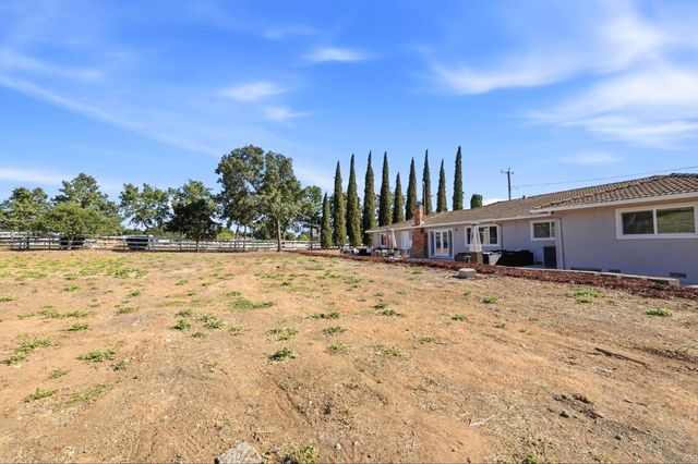 10740 New Avenue, Gilroy, CA 95020
