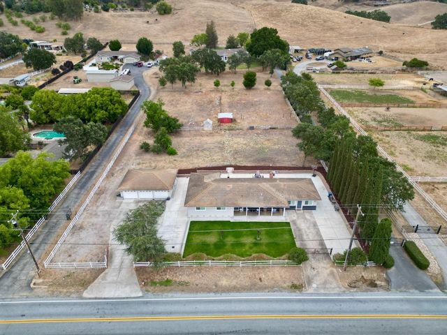 10740 New Avenue, Gilroy, CA 95020