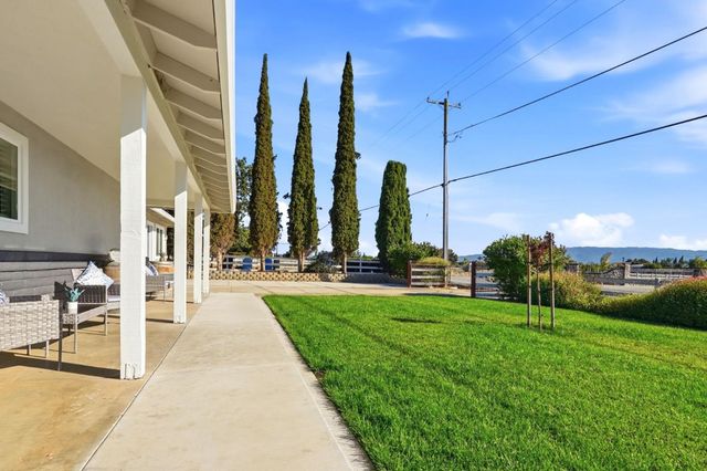 10740 New Avenue, Gilroy, CA 95020