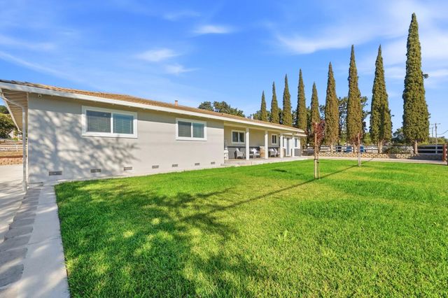10740 New Avenue, Gilroy, CA 95020