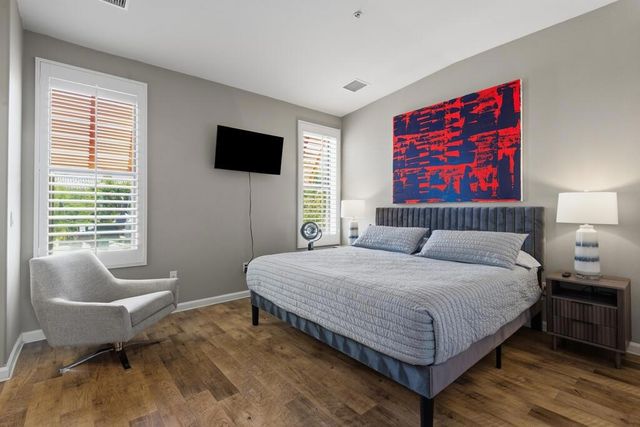 1018 Villorrio Drive N, Palm Springs, CA 92262