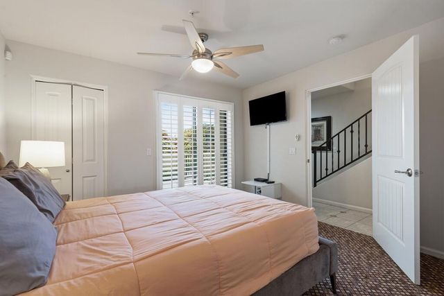 1018 Villorrio Drive N, Palm Springs, CA 92262