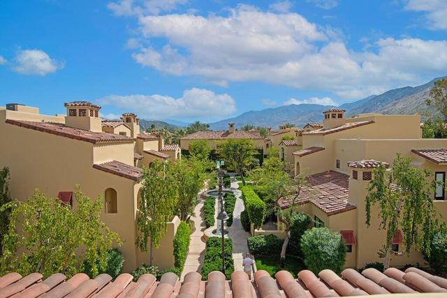 1018 Villorrio Drive N, Palm Springs, CA 92262