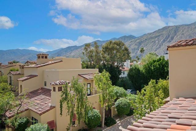 1018 Villorrio Drive N, Palm Springs, CA 92262