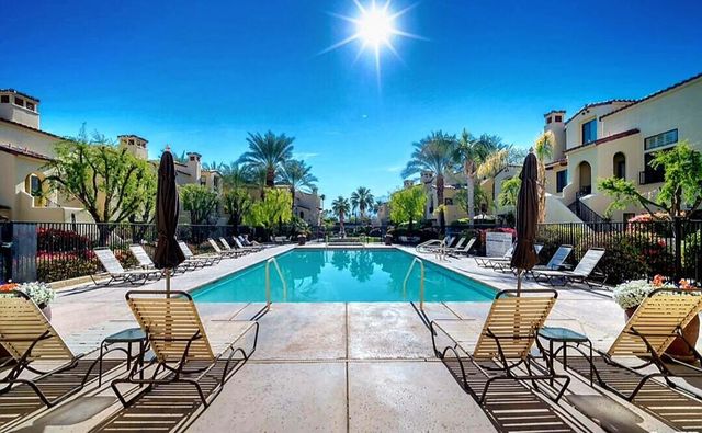 1018 Villorrio Drive N, Palm Springs, CA 92262