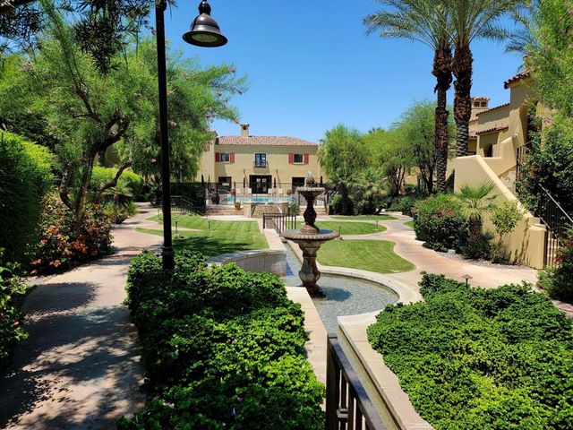 1018 Villorrio Drive N, Palm Springs, CA 92262