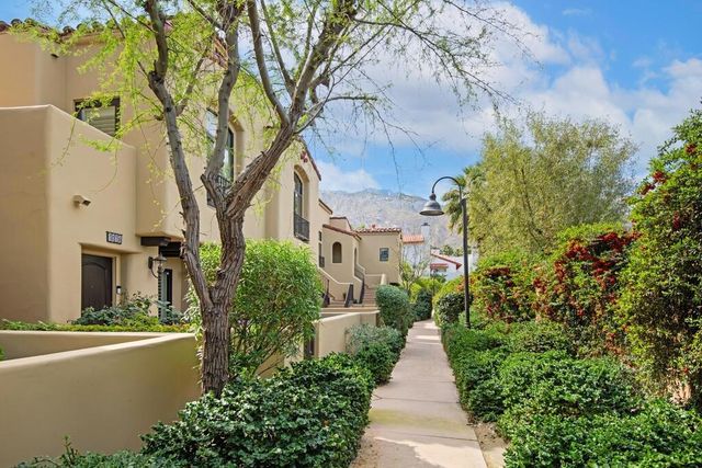 1018 Villorrio Drive N, Palm Springs, CA 92262