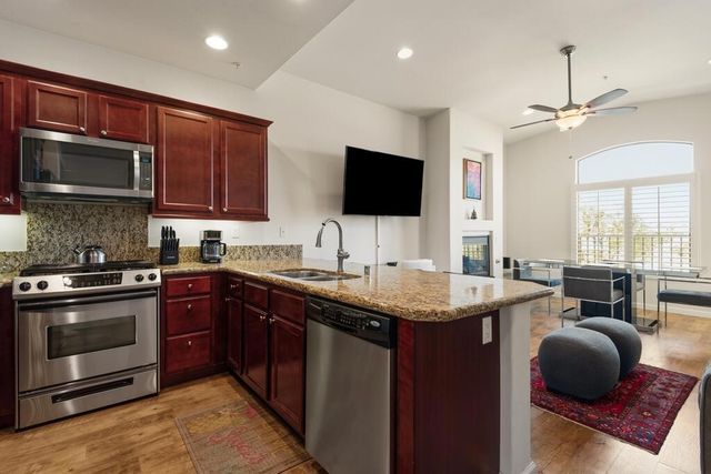 1018 Villorrio Drive N, Palm Springs, CA 92262