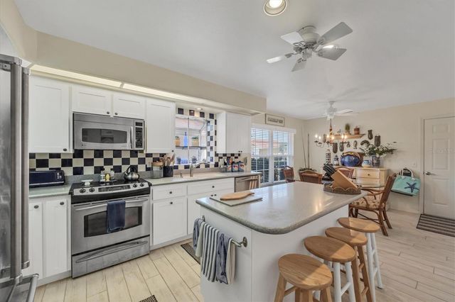 8320 CREEKVIEW LANE, Englewood, FL 34224