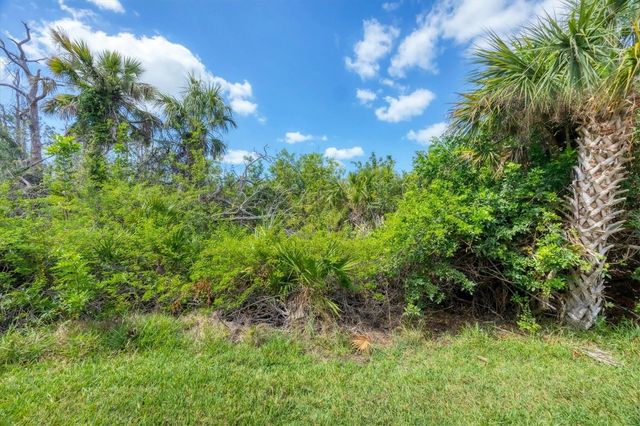 8320 CREEKVIEW LANE, Englewood, FL 34224