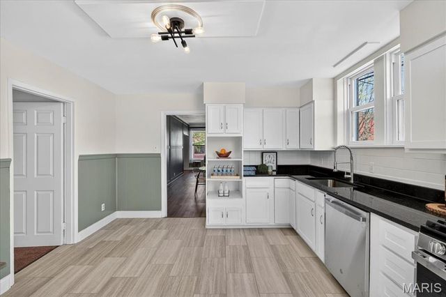 4314 Ellenwood Avenue, St Louis, MO 63116