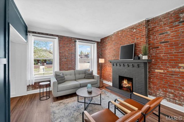 4314 Ellenwood Avenue, St Louis, MO 63116