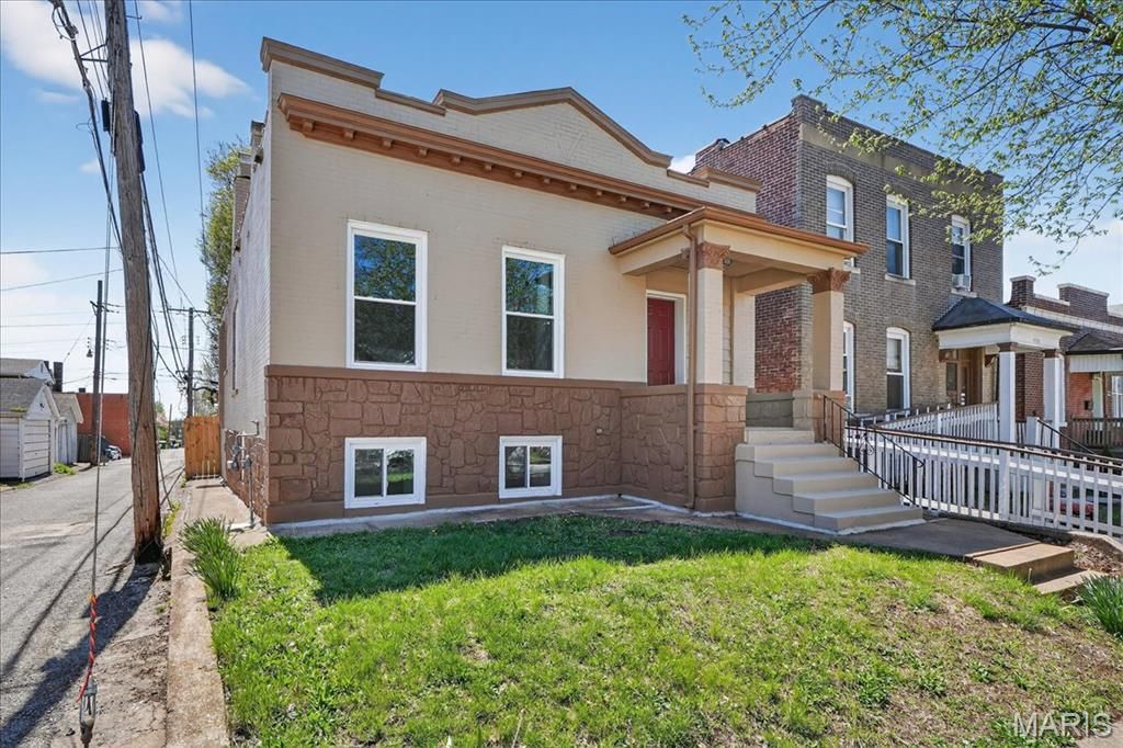 4314 Ellenwood Avenue, St Louis, MO 63116