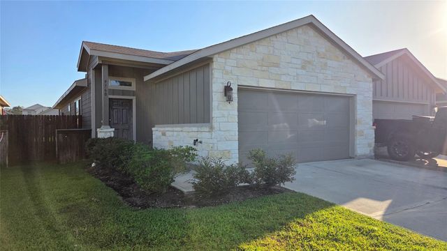9760 Grosbeak Lane, Magnolia, TX 77354
