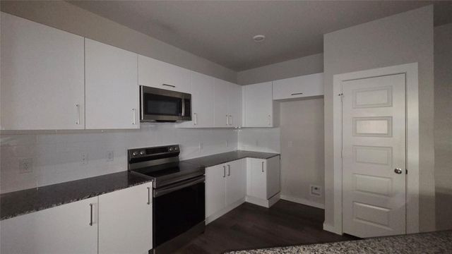 9760 Grosbeak Lane, Magnolia, TX 77354