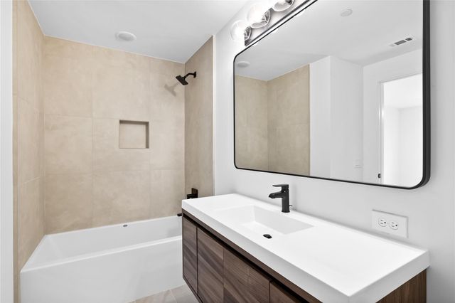 1529 Villars Street, Dallas, TX 75204