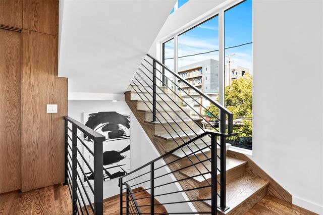 1529 Villars Street, Dallas, TX 75204