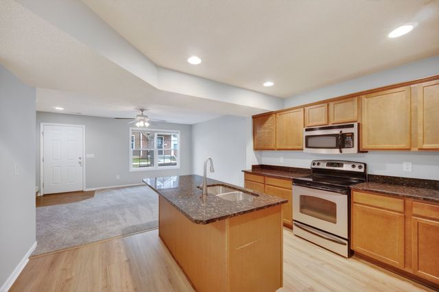 9125 Greenspire Drive 114, West Des Moines, IA 50266