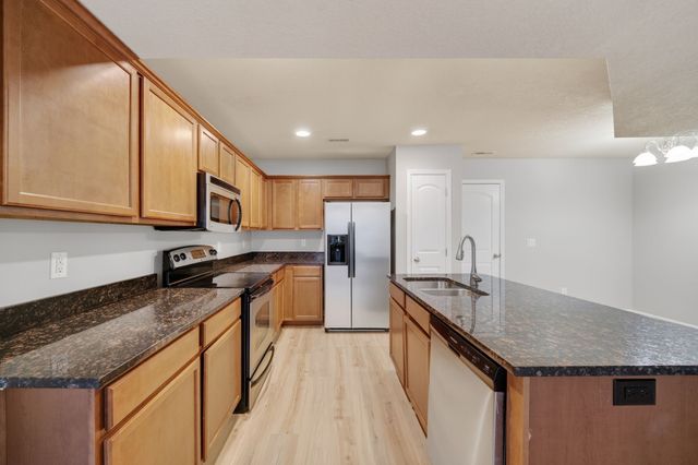 9125 Greenspire Drive 114, West Des Moines, IA 50266