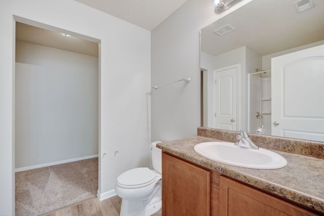 9125 Greenspire Drive 114, West Des Moines, IA 50266