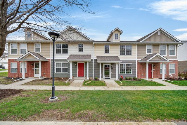 9125 Greenspire Drive 114, West Des Moines, IA 50266