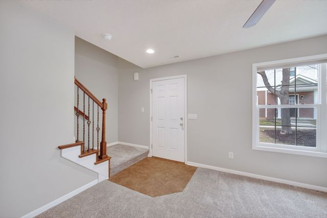 9125 Greenspire Drive 114, West Des Moines, IA 50266