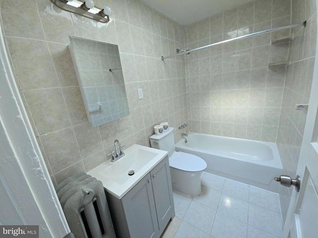 433 W CHEW AVE, Philadelphia, PA 19120