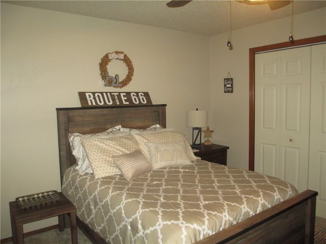 1 Beaver, Holiday Island, AR 72631