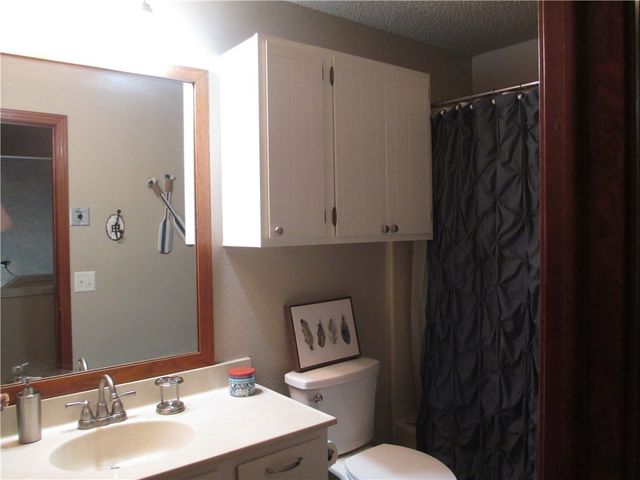 1 Beaver, Holiday Island, AR 72631