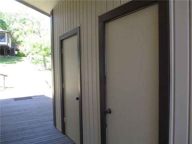 1 Beaver, Holiday Island, AR 72631